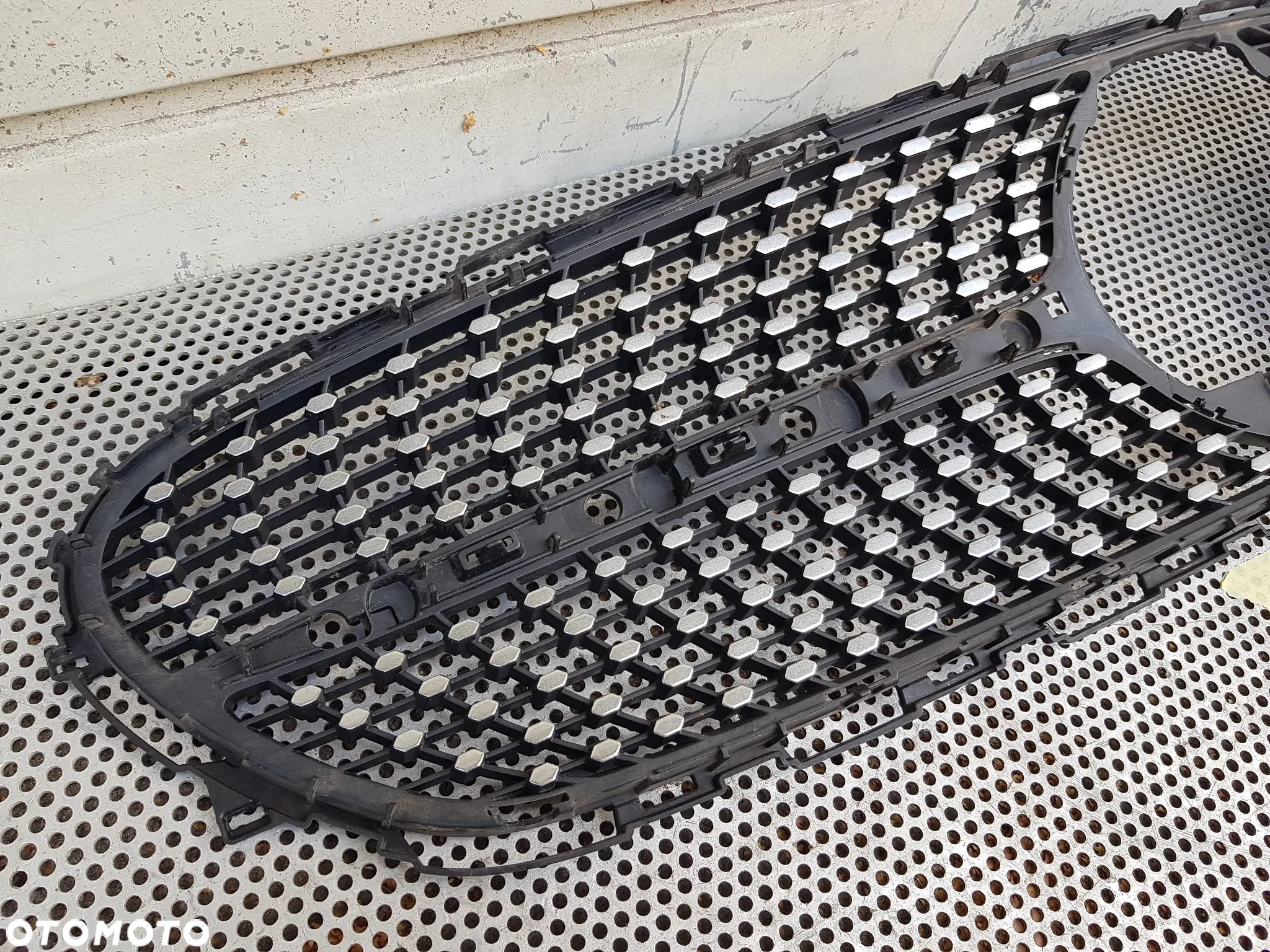 Mercedes W213 W238 E LIFT AMG Grill Atrapa - 2