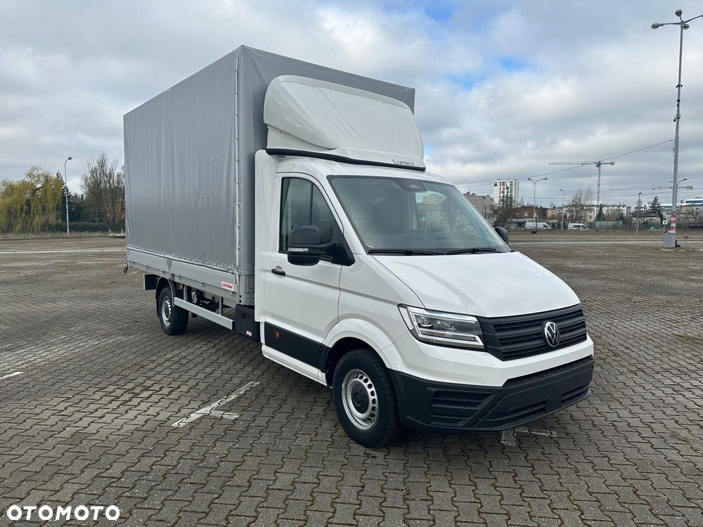 Volkswagen Crafter Crafter 35 Podwozie z pojedynczą kabiną silnik: 2,0 l EURO VI SCR 163 KM / skrzynia biegów: Przedni napęd automatyczna 8-biegowa rozstaw osi: 4490 mm - 3