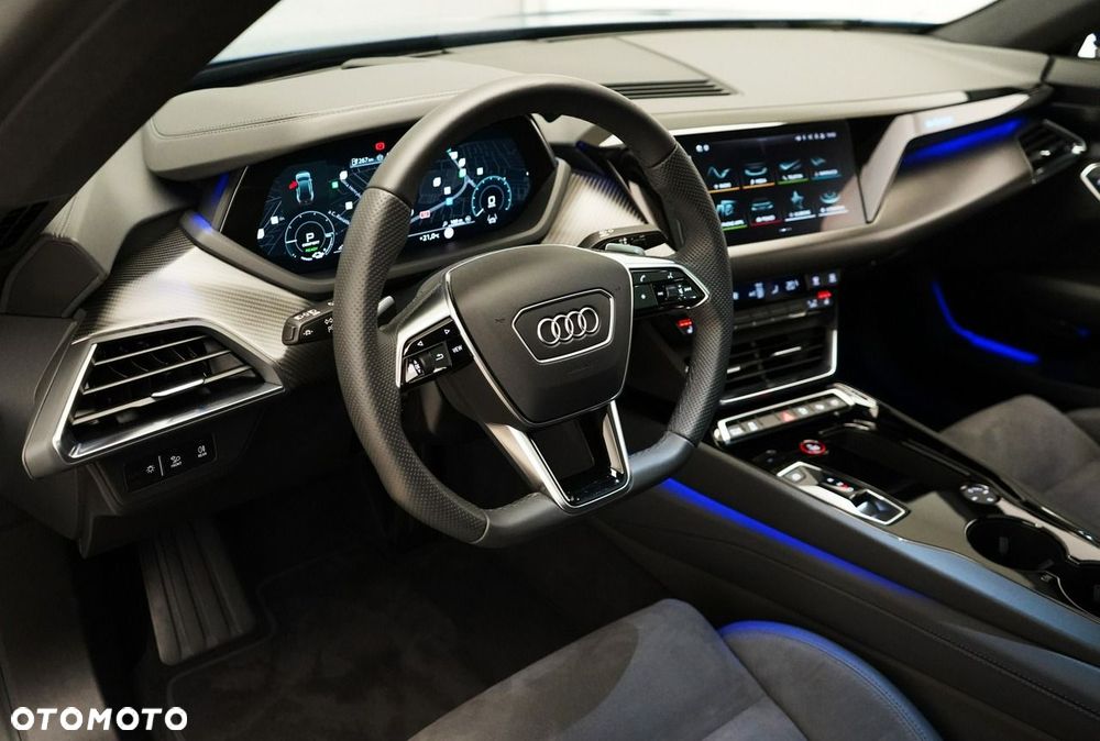 Audi e-tron GT - 13