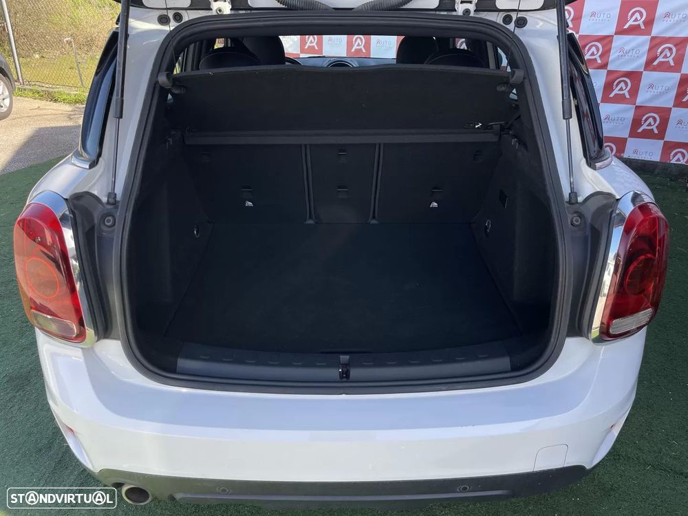 MINI Countryman Cooper SE ALL4 Auto - 22