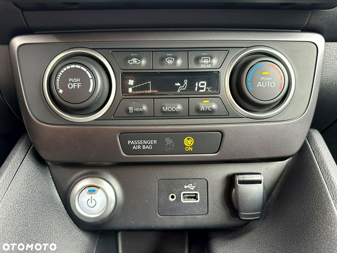 Nissan Leaf 40kWh Visia - 24
