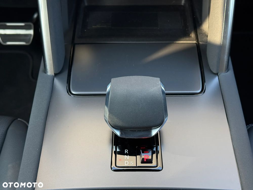 Land Rover Discovery Sport 2.0 D200 mHEV Landmark - 14