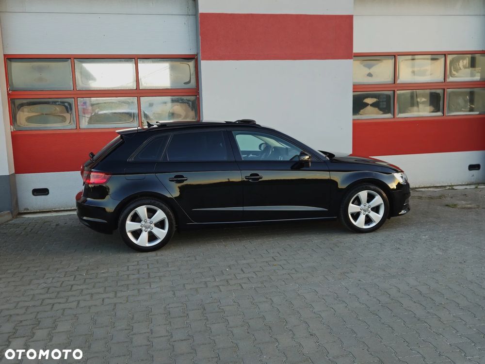 Audi A3 Sportback 1.4 TFSI Attraction - 12
