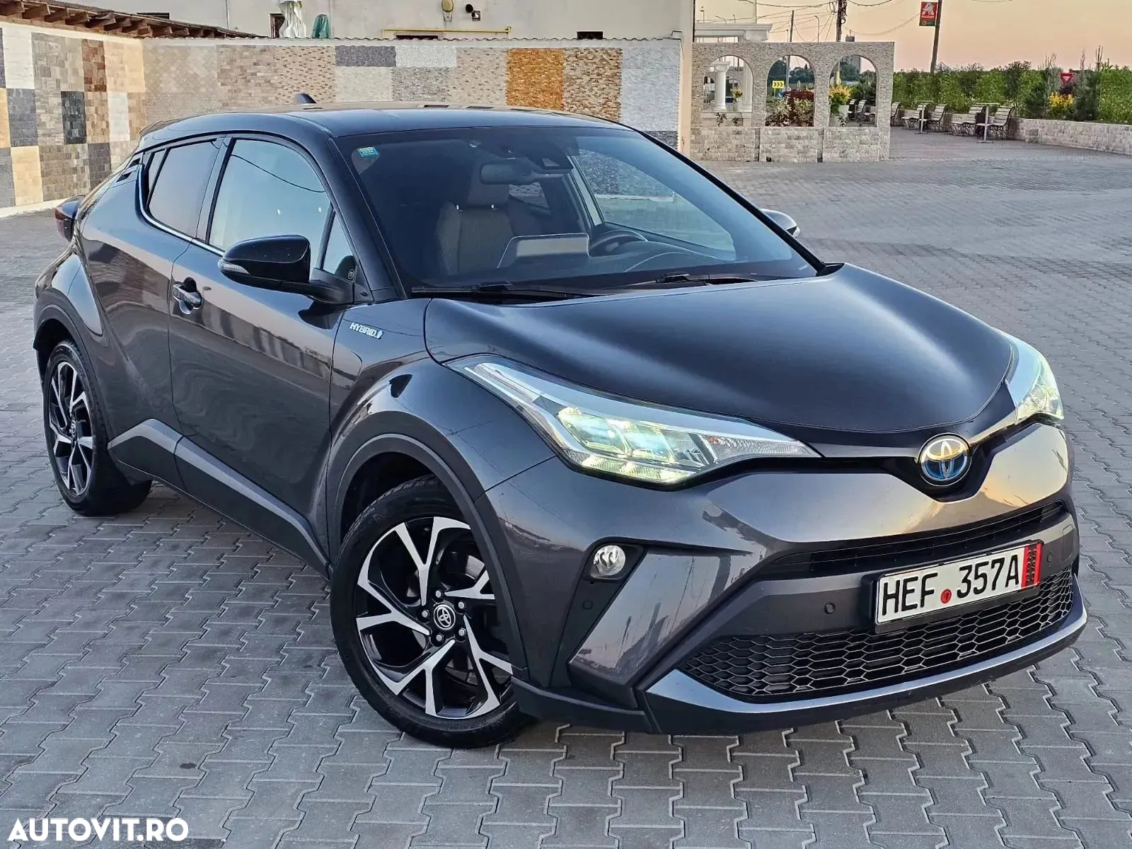 Toyota C-HR 2.0 HSD 184 CP 4x2 CVT C-ult Style bi-tone - 2