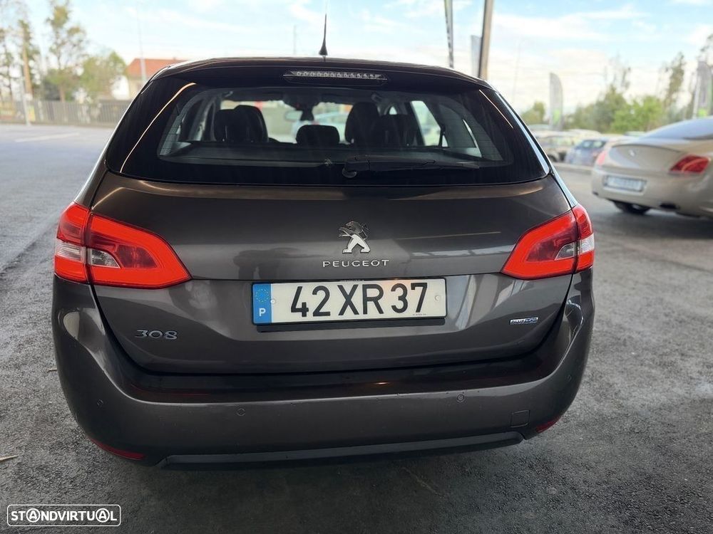Peugeot 308 SW - 5