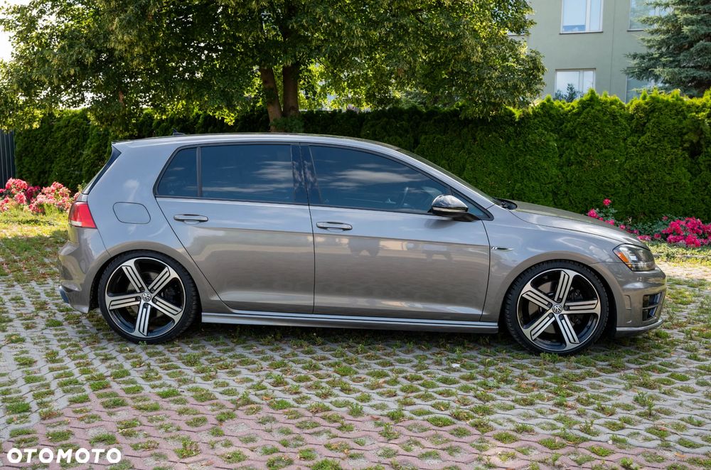 Volkswagen Golf - 5