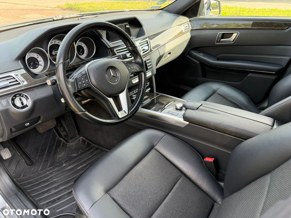 Mercedes-Benz Klasa E 200 7G-TRONIC Avantgarde - 22