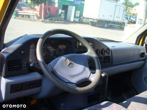 Mercedes-Benz SPRINTER - 11