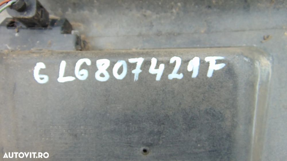 Bara spate Seat Ibitza an 2002-2009 cod 6L6807421F cu defect - 10