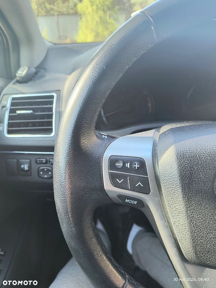 Toyota Avensis 1.8 Executive - 15