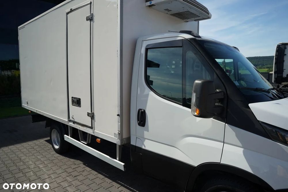 Iveco DAILY 35-130 / CHŁODNIA / MUTITEMPERATURA / 2 X  AGREGAT THERMO KING / SPROWADZONY - 15