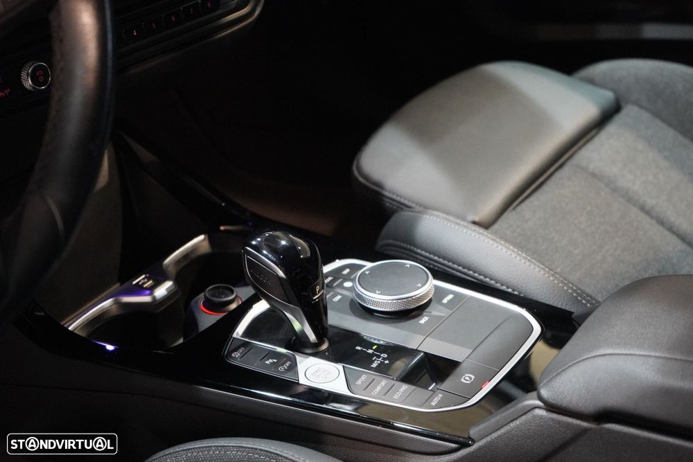 BMW 218 Gran Coupé - 21