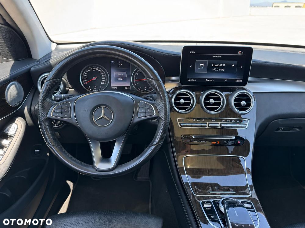 Mercedes-Benz GLC 300 4Matic 9G-TRONIC - 11