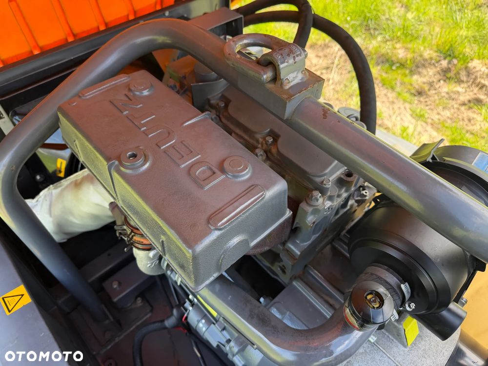 Atlas Copco QAX 30 KW Agregat Generator Prądotwórczy Mobilna Przyczepka do rejestracji jako pojazd. 30 KVA. 2015rok. Agregat Sprowadzony z Norwegii! DEUTZ Silnik 45 KM. Zadbana maszyna! Po Serwisach. Hamulec Najazdowy. 3900 mtg. Prądnica LEROY SOMER. OKAZJA Pracował sporadycznie w Norweskiej Komunie! - 14