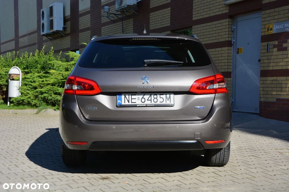 Peugeot 308 1.6 BlueHDi Allure S&S - 22