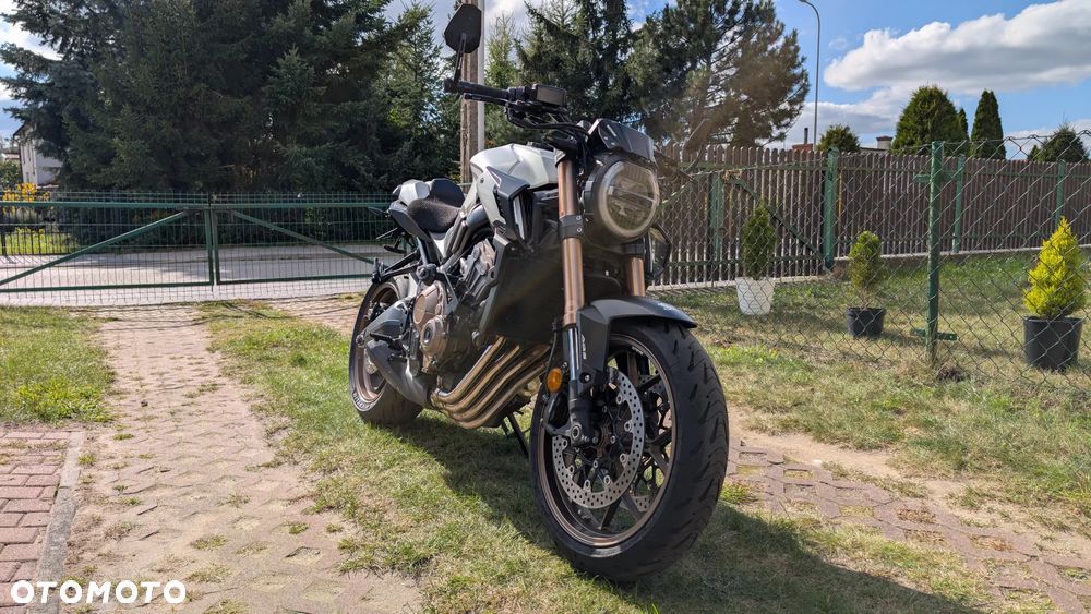 Honda CB - 4