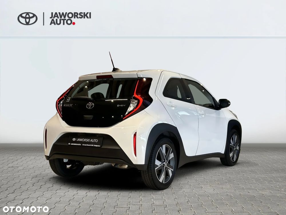 Toyota Aygo X Hybrid 1.5 Comfort e-CVT - 6