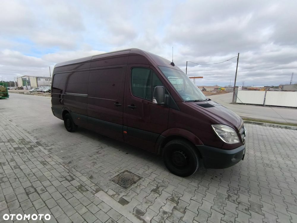 Mercedes-Benz Sprinter - 6
