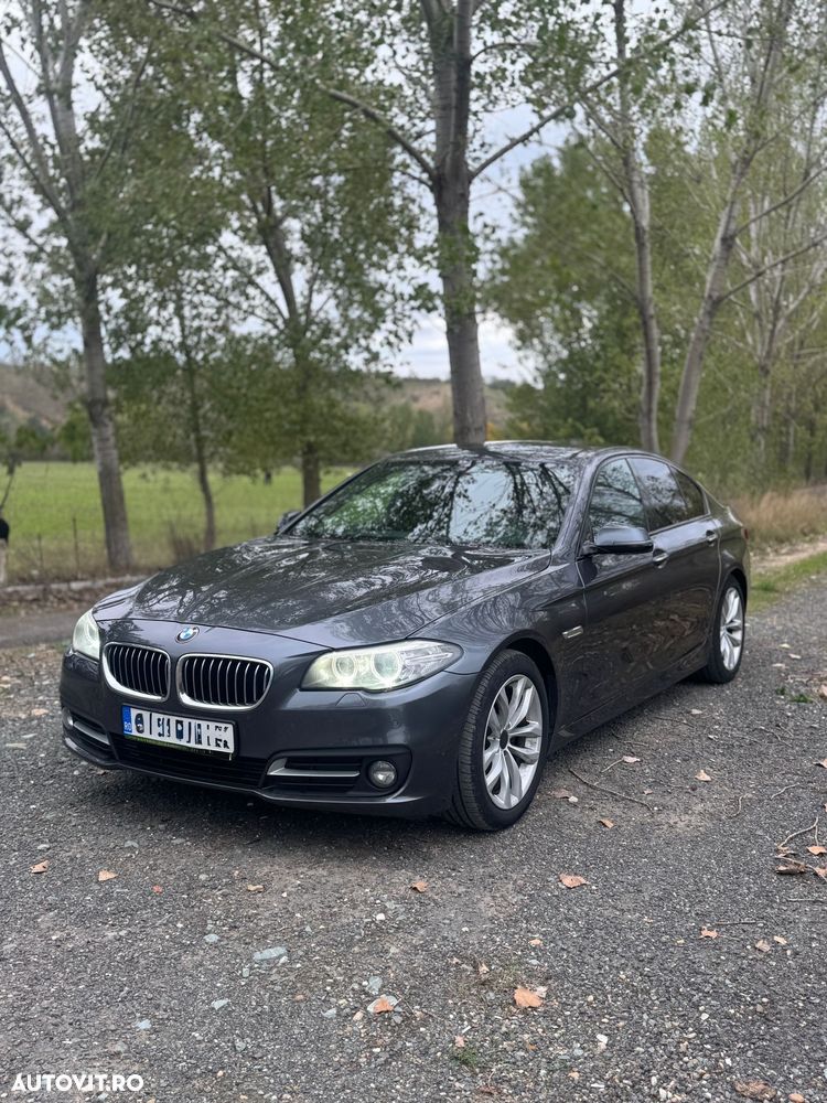 BMW Seria 5 520d Aut. - 1
