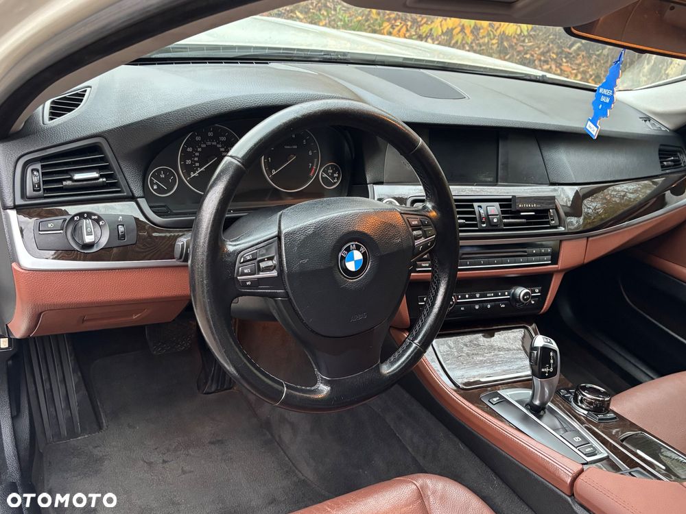 BMW Seria 5 535i - 17