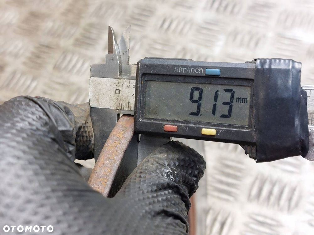 TARCZE HAMULCOWE TYŁ + KLOCKI + ZACISKI AUDI A3 8L GOLF IV LEON I - 6