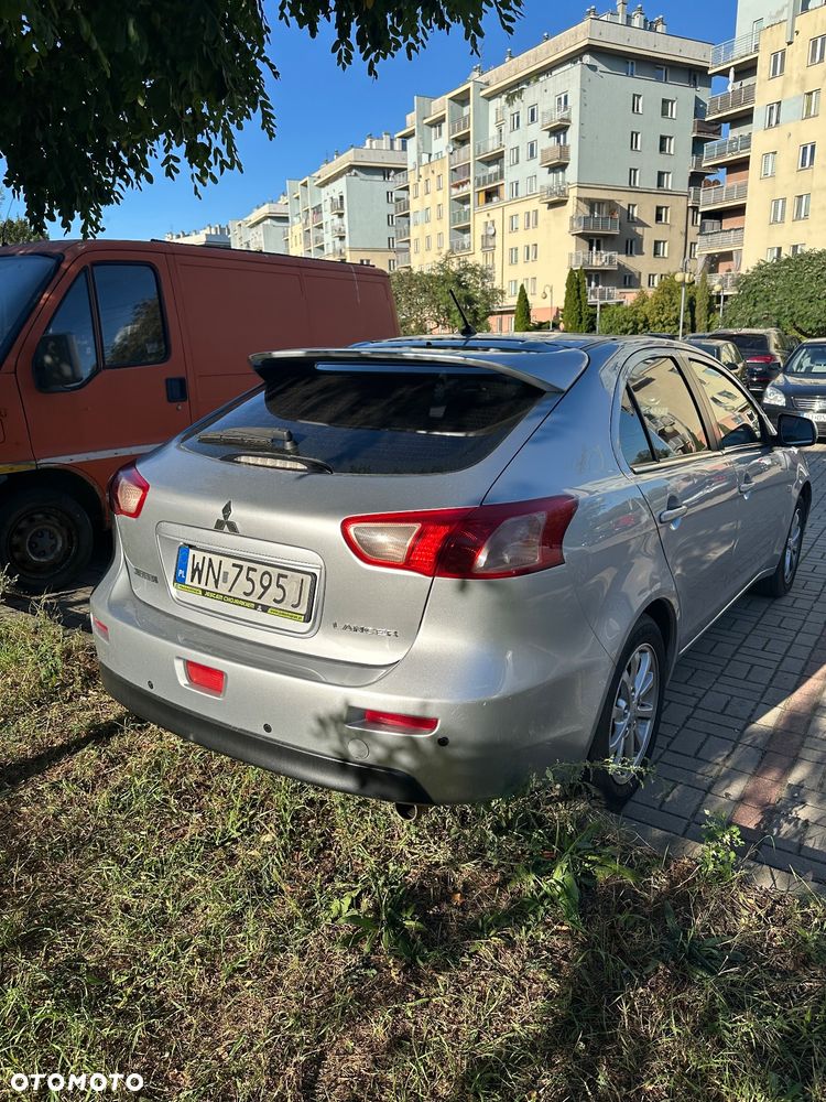 Mitsubishi Lancer 1.8 Intense CVT - 3