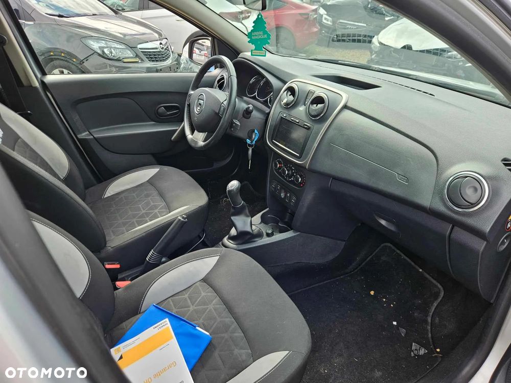 Dacia Sandero Stepway 0.9 TCe Ambiance S&S EU6 - 4