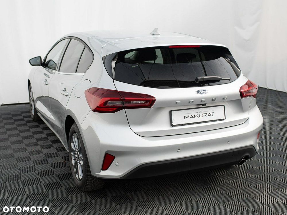 Ford Focus - 5
