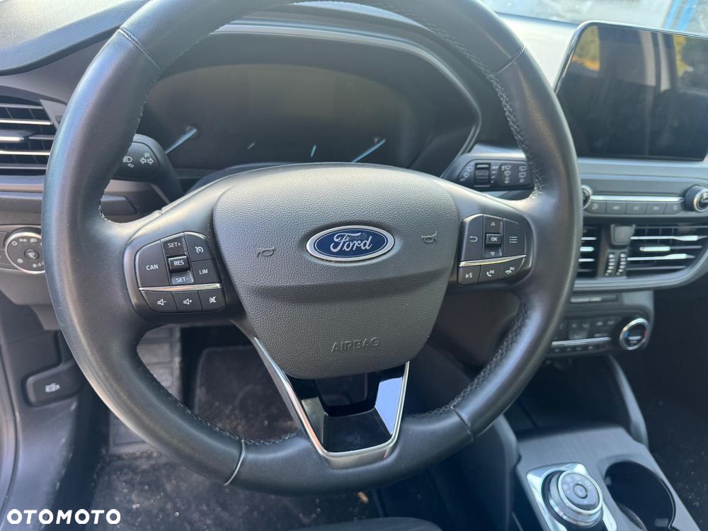 Ford Focus 1.5 EcoBlue Start-Stopp-System TITANIUM - 15