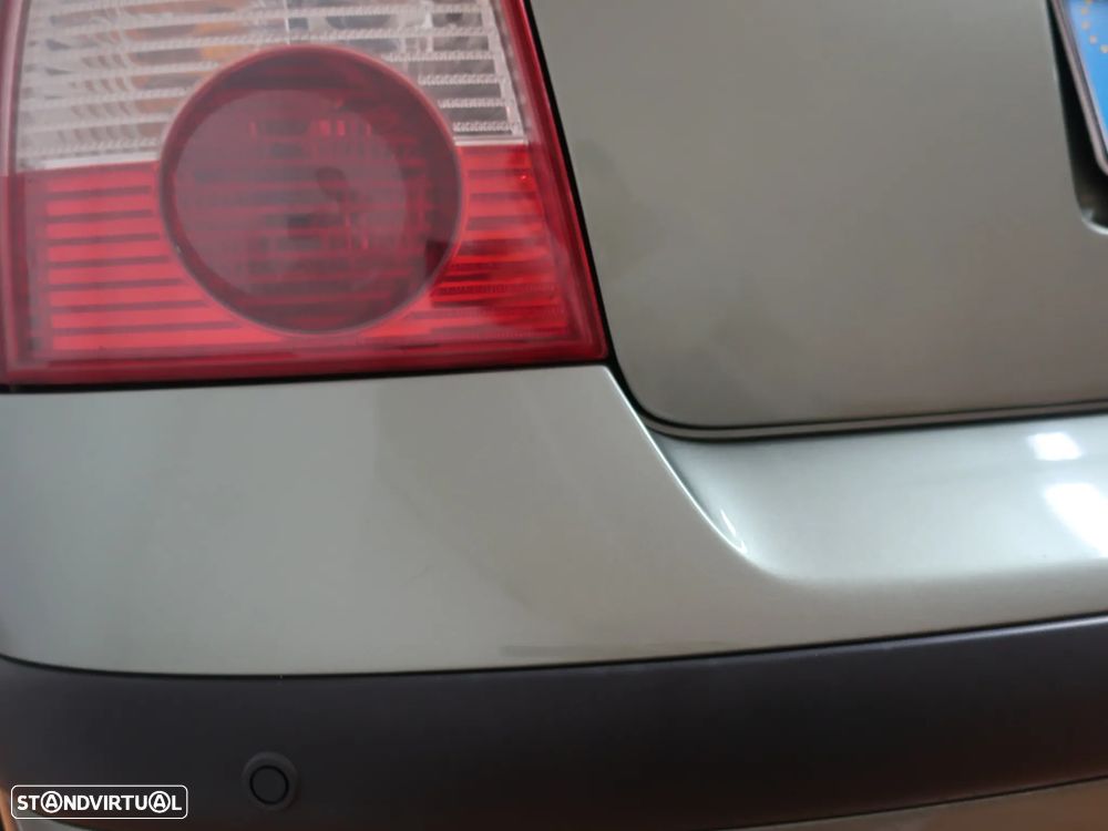 VW Passat 1.9 TDi Confortline - 10