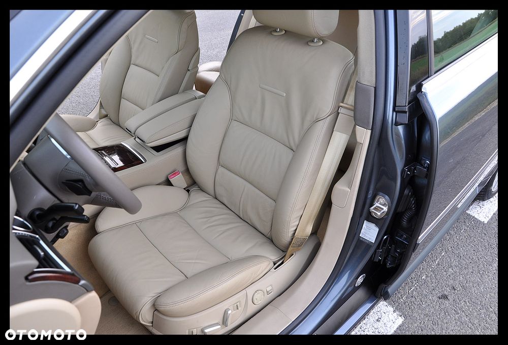 Audi A8 - 28