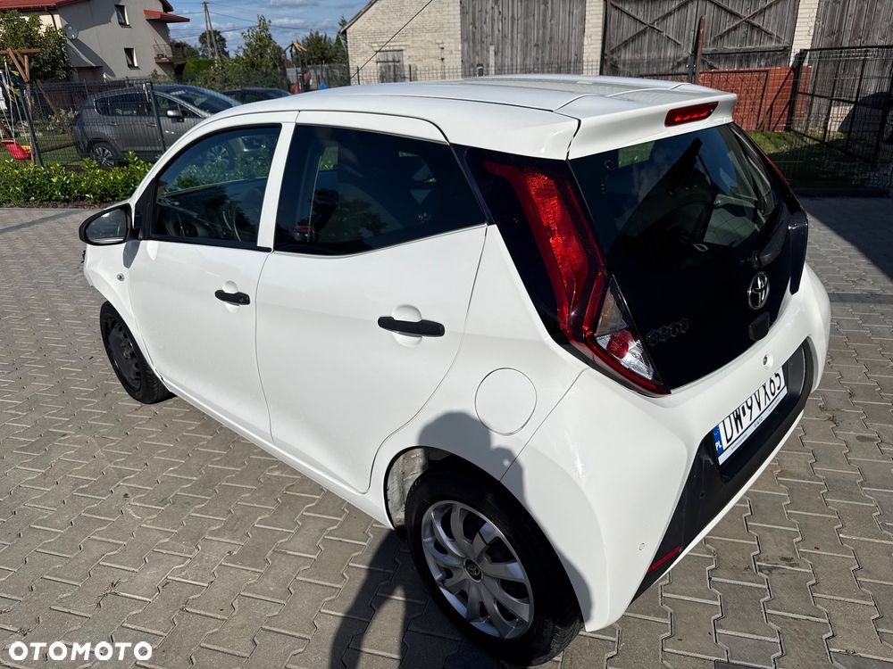 Toyota Aygo 1.0 VVT-i Sprint EU6 - 17