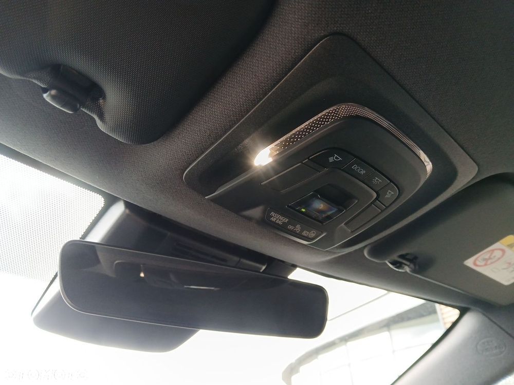 Toyota Corolla 2.0 Hybrid Comfort - 35