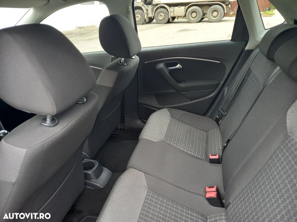 Volkswagen Polo 1.2 TSI Blue Motion Technology Comfortline - 9
