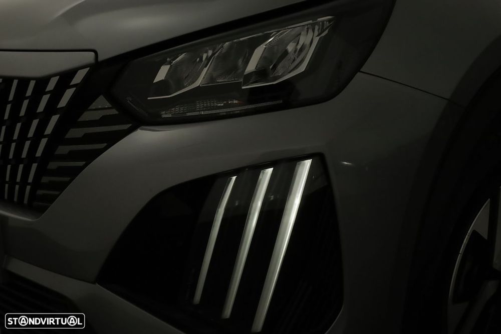 Peugeot 2008 1.2 PureTech Allure - 6