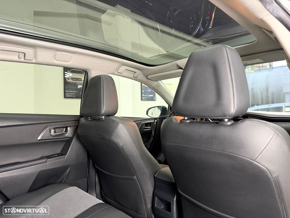 Toyota Auris Touring Sports 1.8 HSD Sport+Skyview +Navi - 24