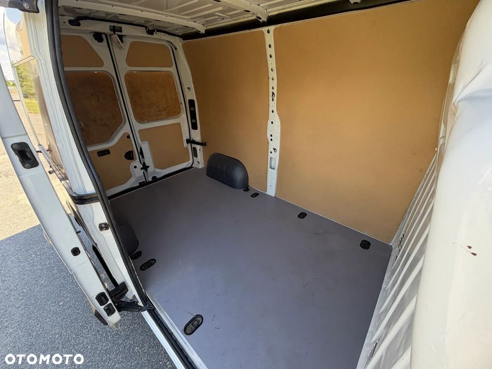 Renault Master * 2.3 / 125KM * L2H2 * Średni / Podwyższany * Furgon / Blaszak * - 18