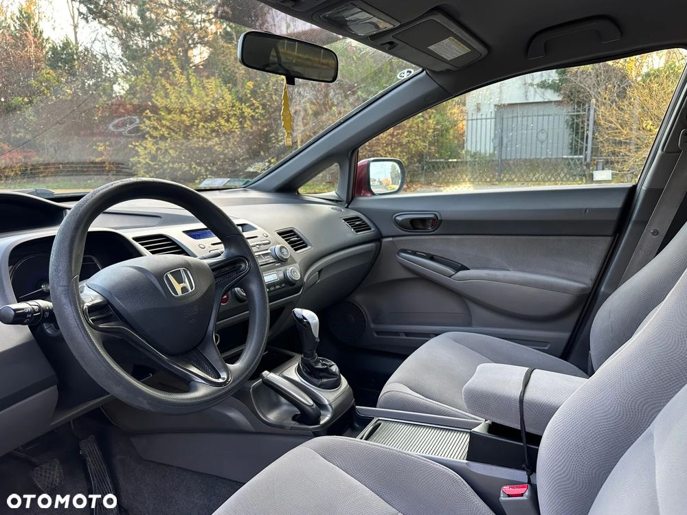 Honda Civic Sedan 06-09 - 10