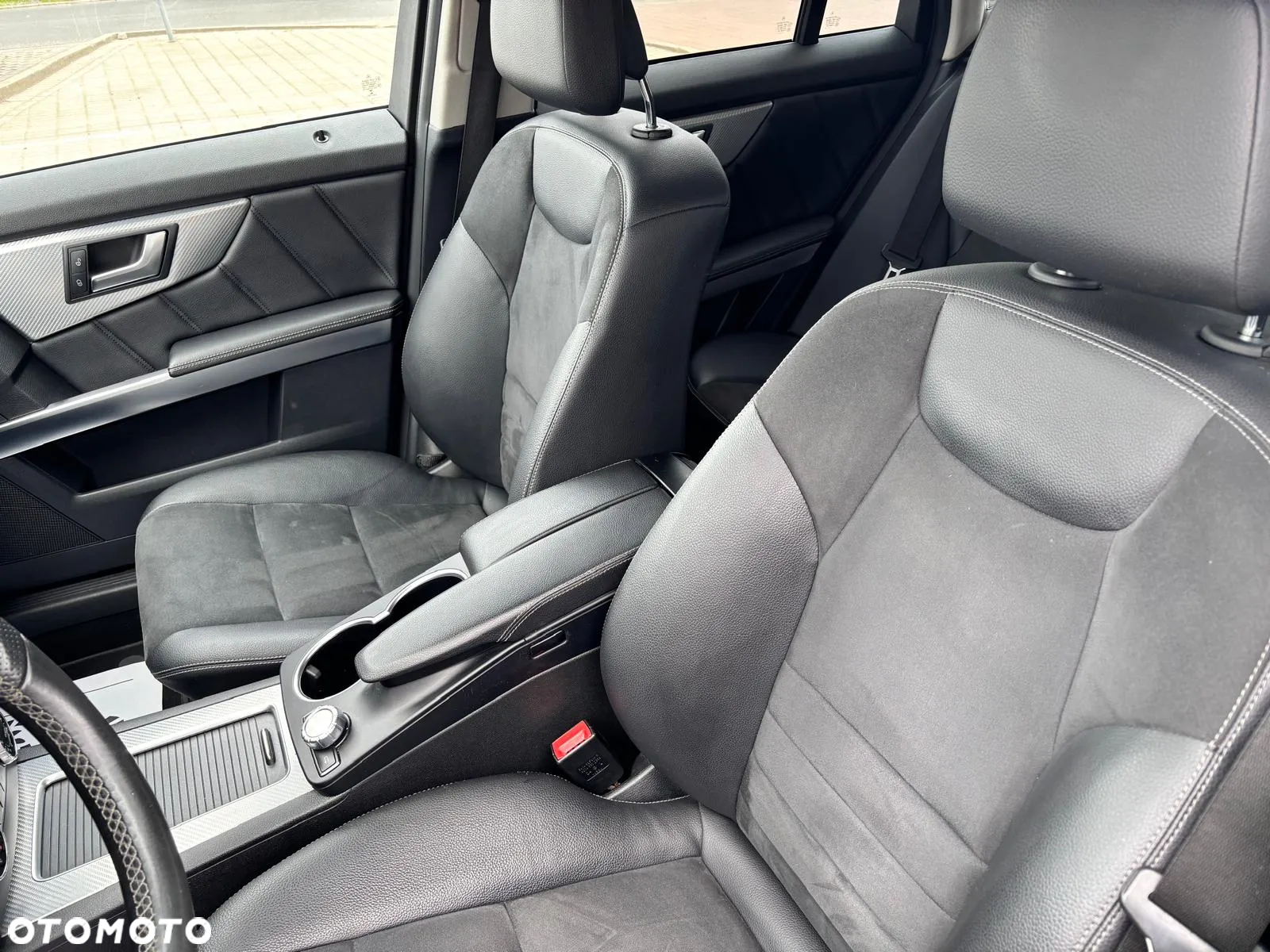 Mercedes-Benz GLK - 10