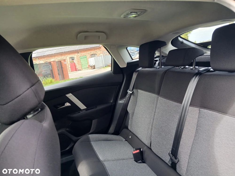 Citroën C4 BlueHDi 130 Stop&Start EAT8 FEEL PACK - 20