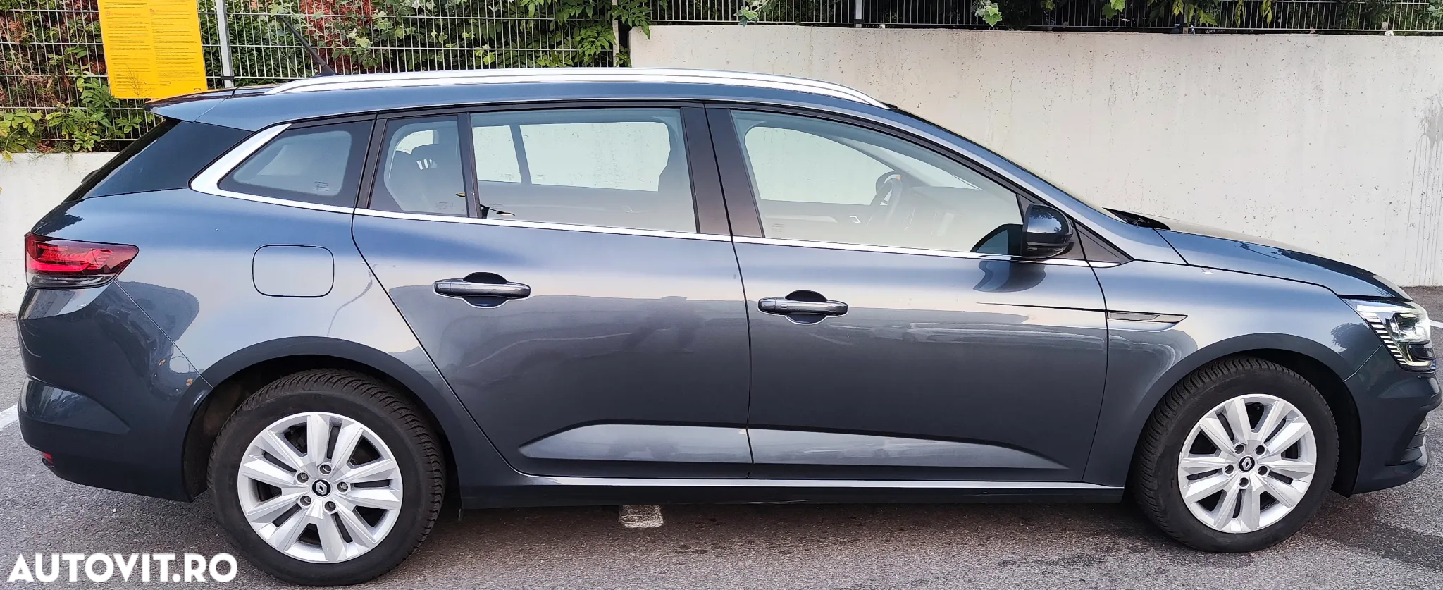 Renault Megane BLUE dCi 115 BUSINESS EDITION - 6