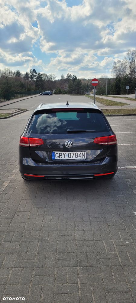 Volkswagen Passat 2.0 TDI SCR DSG Highline - 2