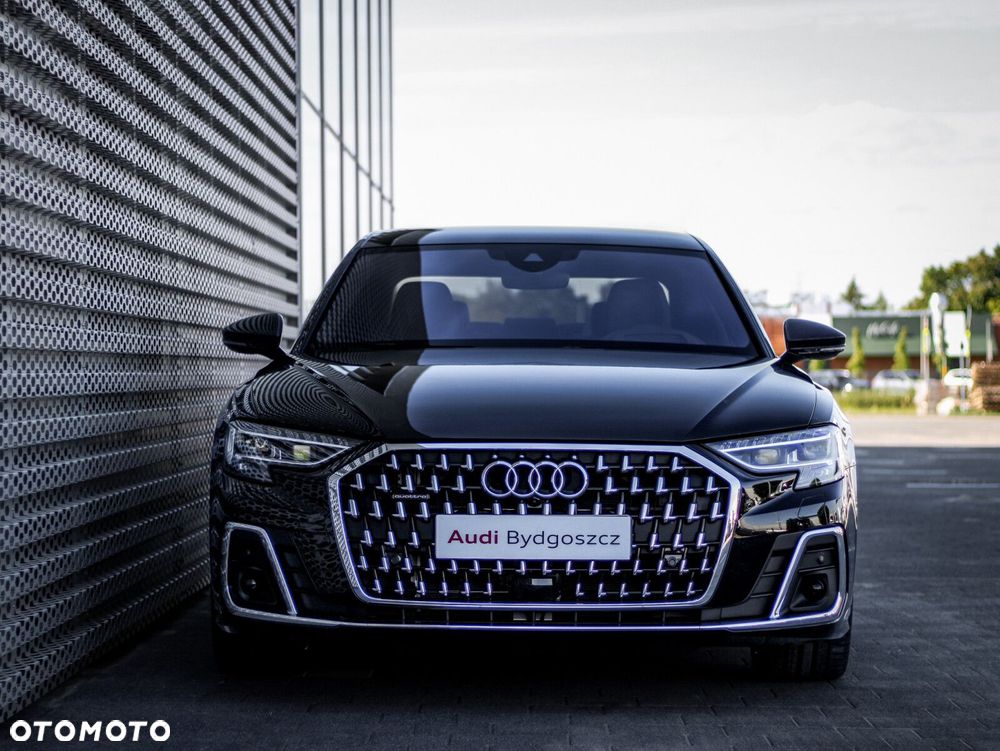 Audi A8 - 8