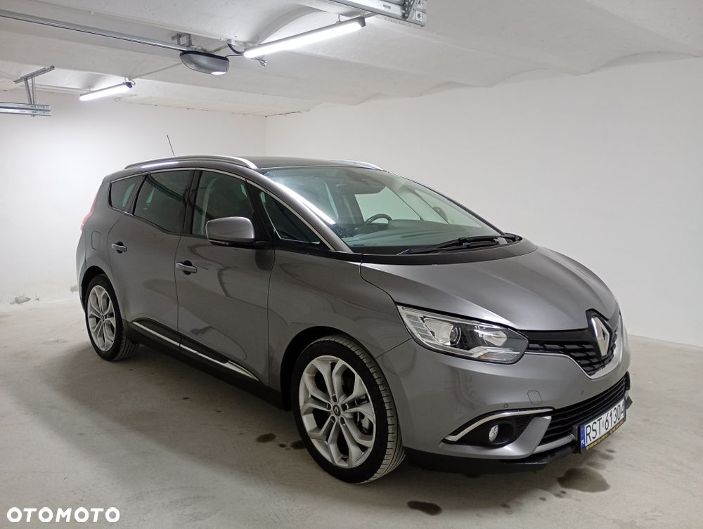 Renault Scenic - 1