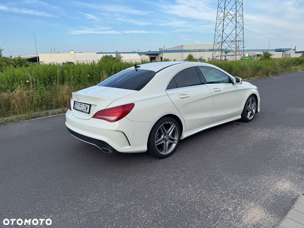 Mercedes-Benz CLA 200 7G-DCT AMG Line - 5