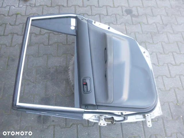 DRZWI PRAWY TYŁ PRAWE TYLNE KOMPLETNE MITSUBISHI LANCER 03-08 - 19