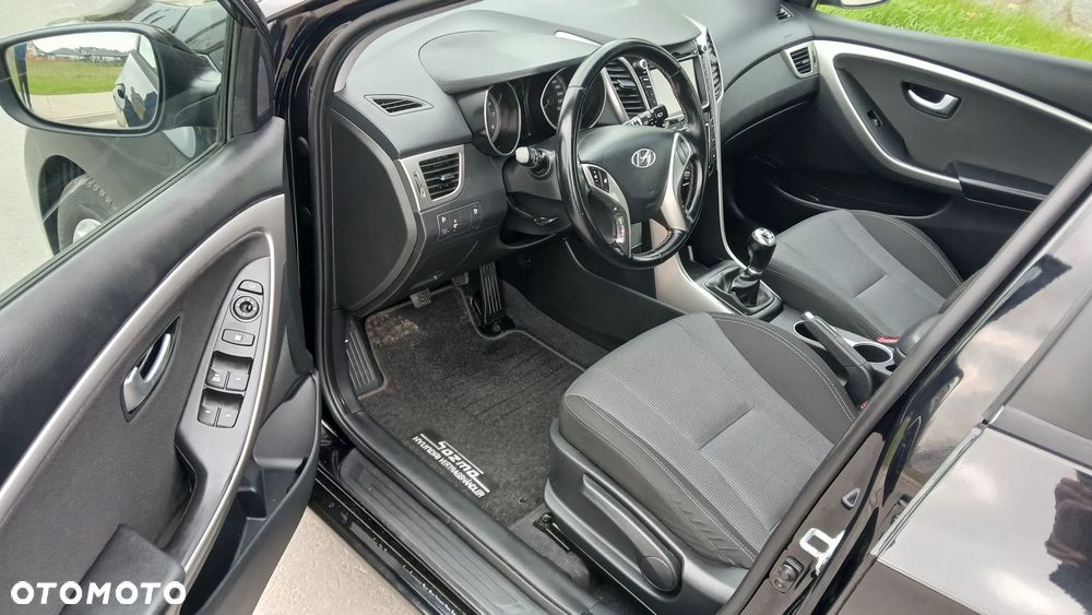 Hyundai i30 blue 1.6 GDI Style - 9