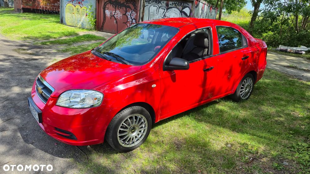 Chevrolet Aveo 1.2 16V Base - 3