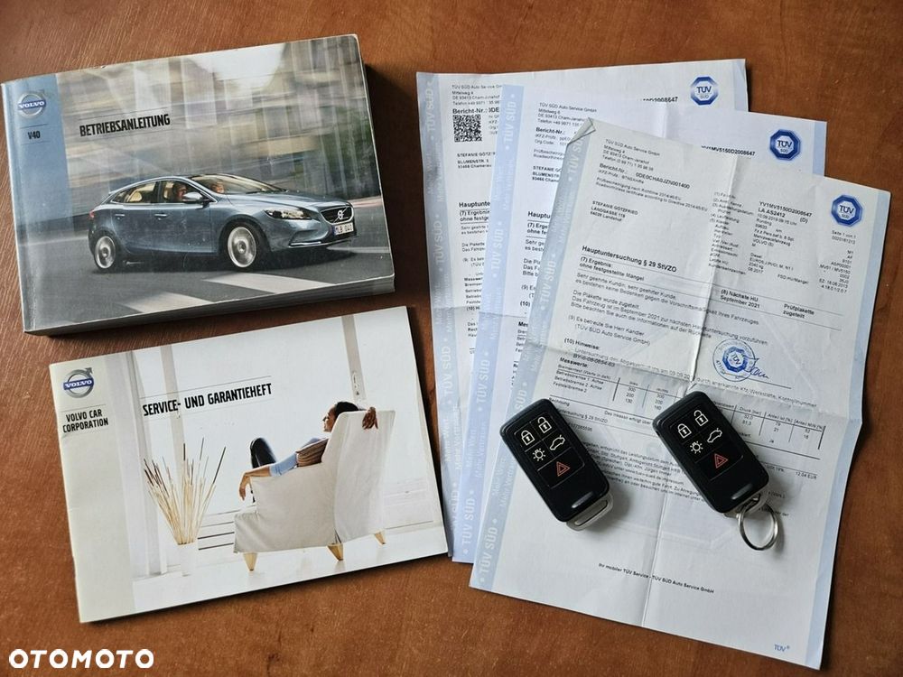 Volvo V40 D3 Geartronic Momentum - 30