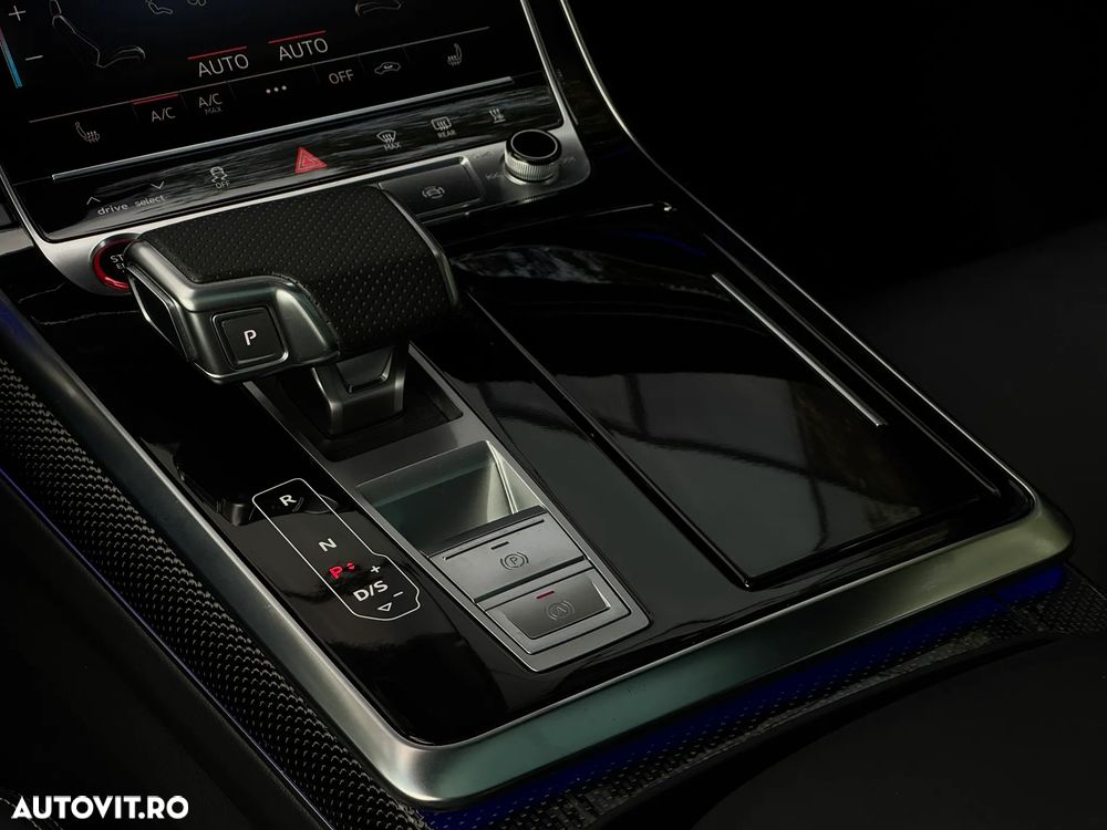 Audi SQ8 4.0 TFSI quattro Tiptronic - 25